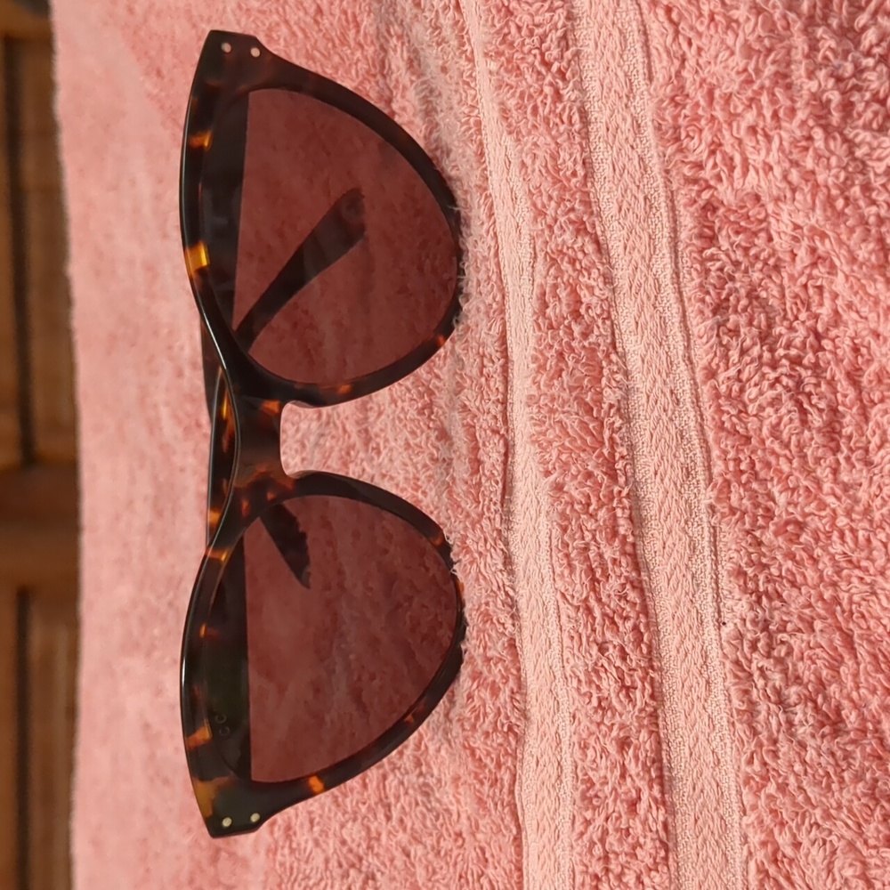 BRAND NEW GENUINE WOMENS CAT EYE SUNGLASSES